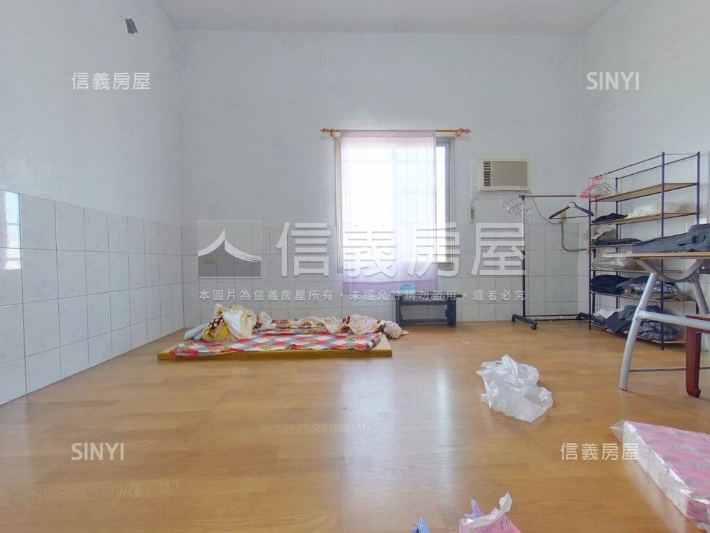 地約７４坪透天房屋室內格局與周邊環境