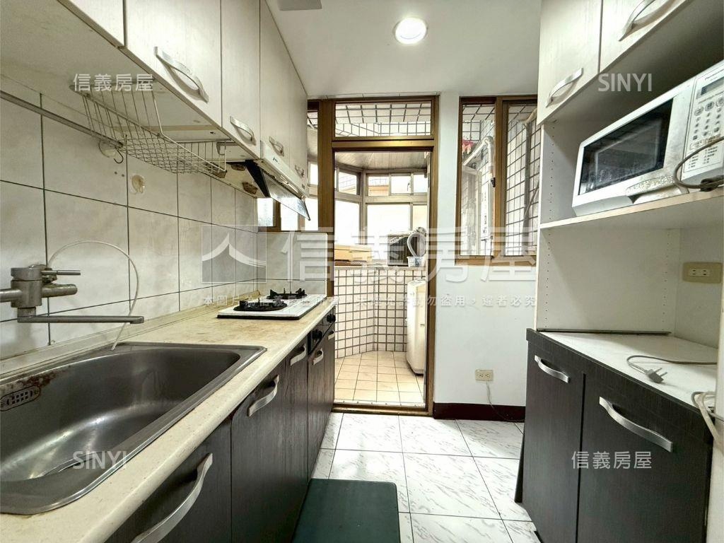 員林新城３房房屋室內格局與周邊環境