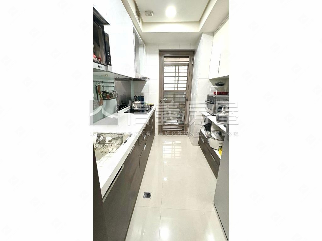 惠宇清寬－朝南三房平車房屋室內格局與周邊環境