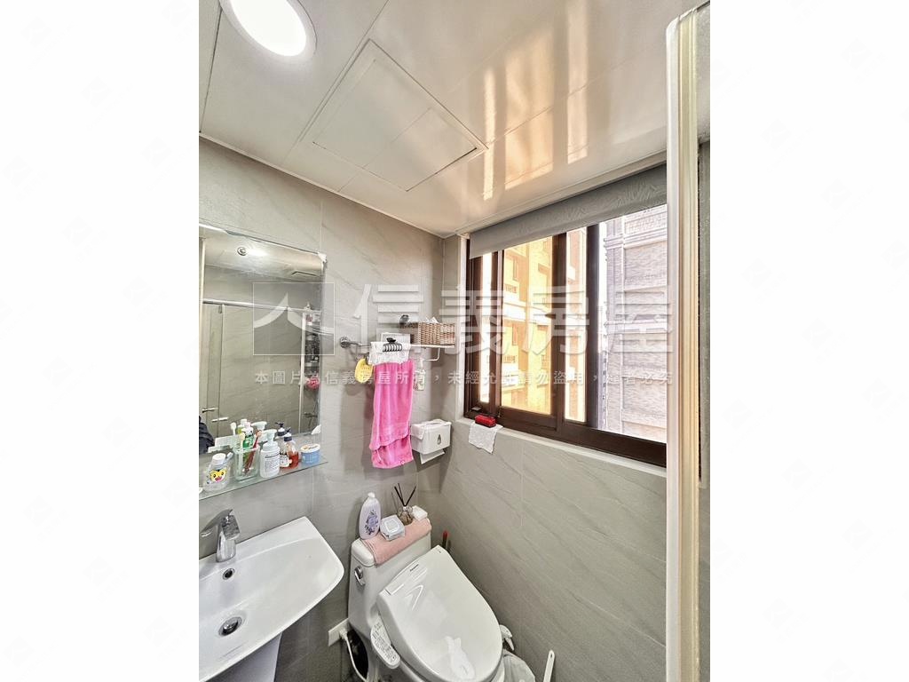 樂捷市精美裝潢三房車位房屋室內格局與周邊環境