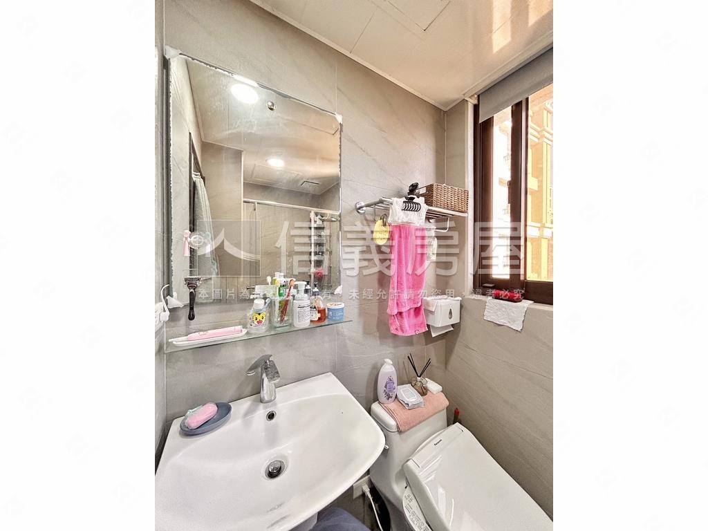 樂捷市精美裝潢三房車位房屋室內格局與周邊環境