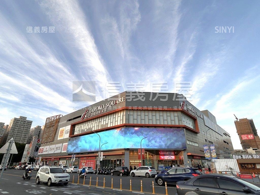 森林首席Ｆ１２雙車位房屋室內格局與周邊環境