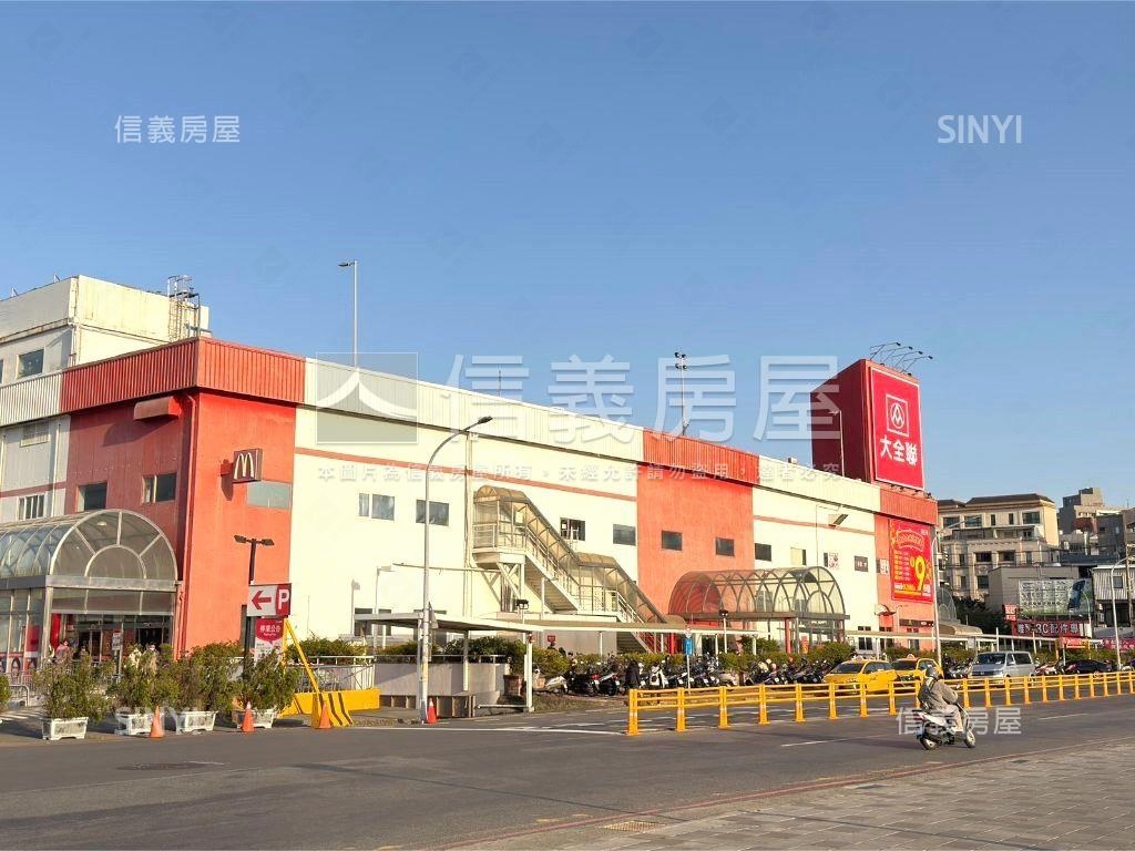 森林首席Ｆ１２雙車位房屋室內格局與周邊環境