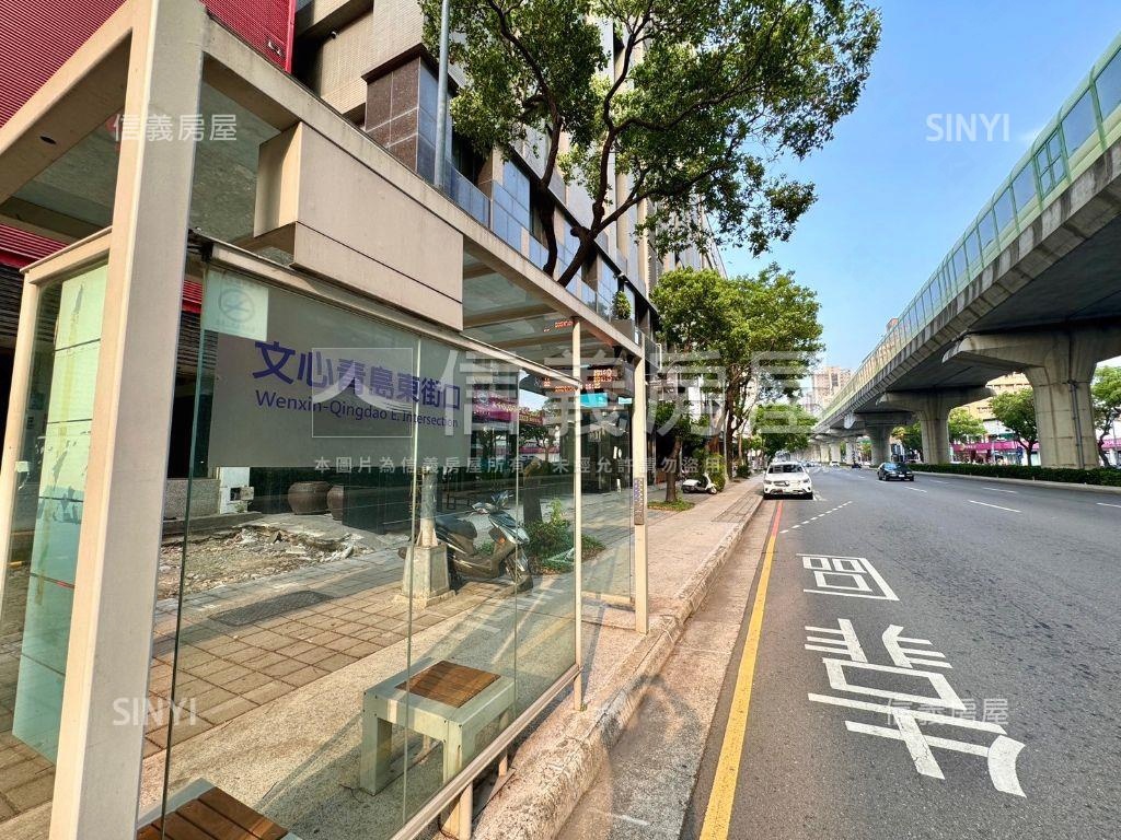近捷運站文心路大面寬店面房屋室內格局與周邊環境