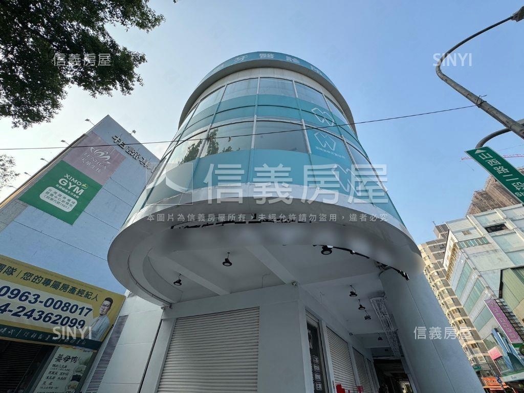 近捷運站文心路大面寬店面房屋室內格局與周邊環境