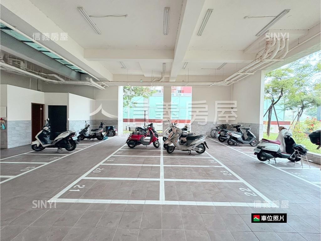 ＬＭ領秀三房平車房屋室內格局與周邊環境