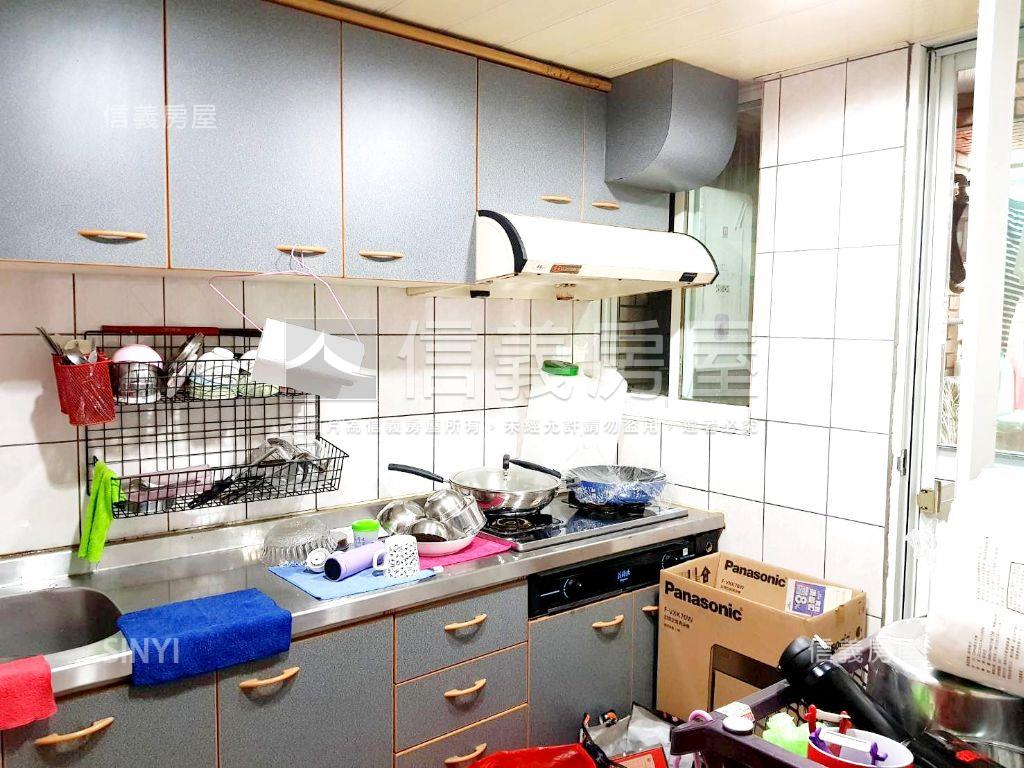 台北米蘭電梯兩房車位房屋室內格局與周邊環境