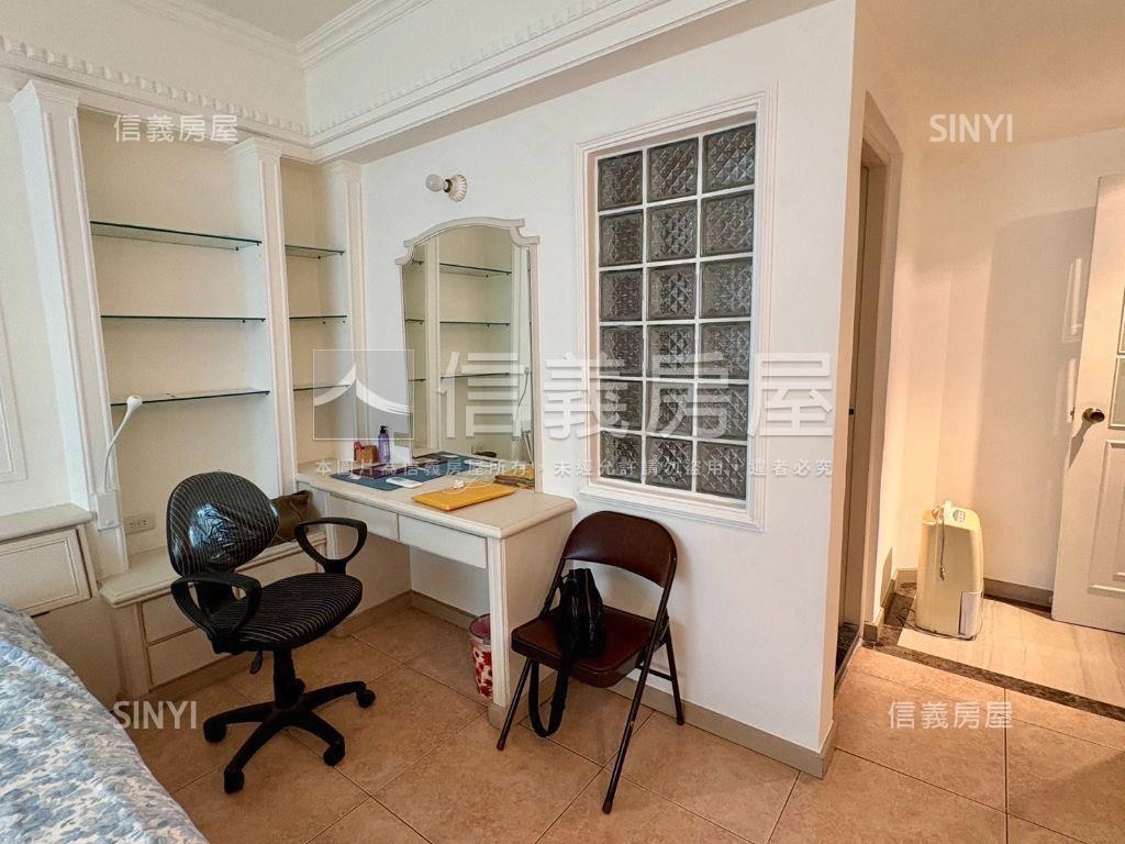 逸仙名園三房＋坡平車位房屋室內格局與周邊環境