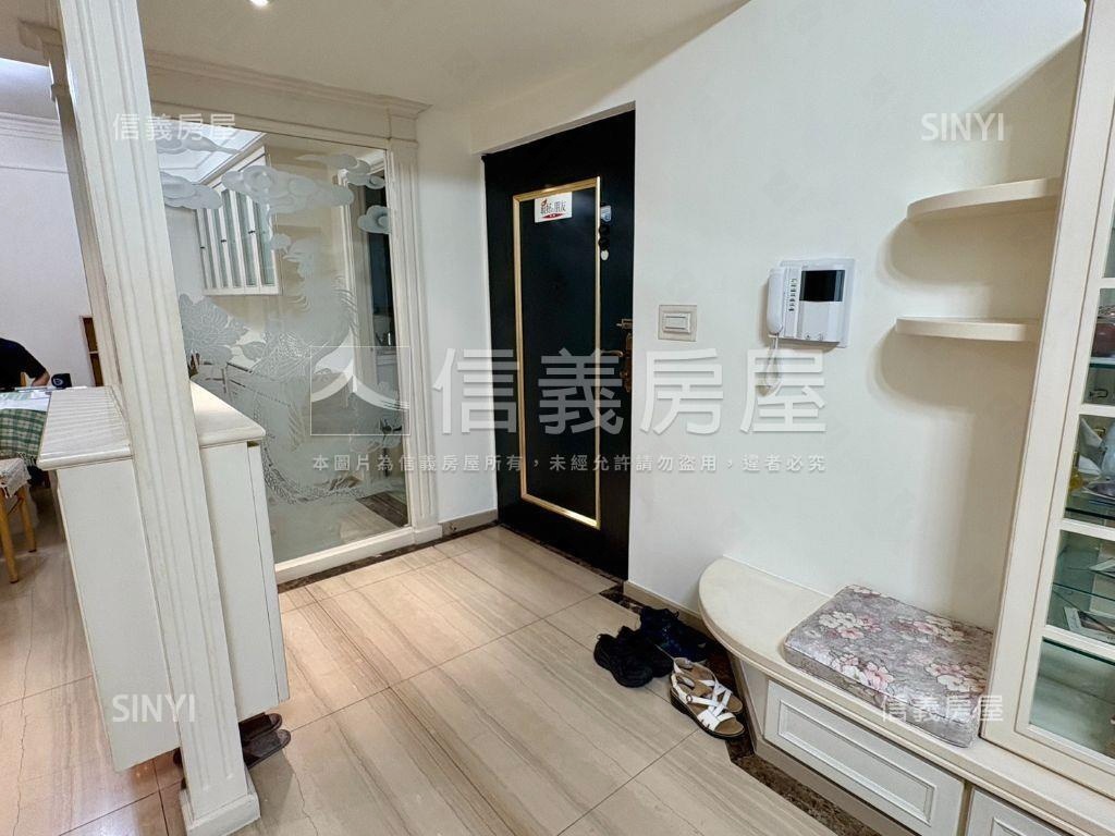 逸仙名園三房＋坡平車位房屋室內格局與周邊環境