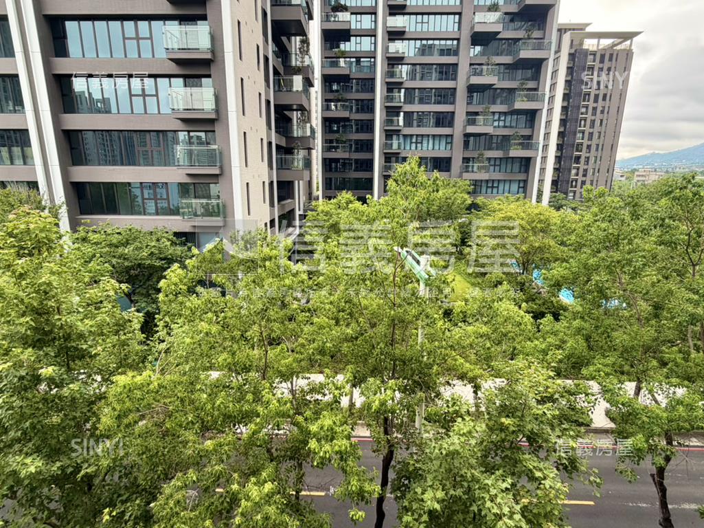 機捷南北向採光三房平車房屋室內格局與周邊環境