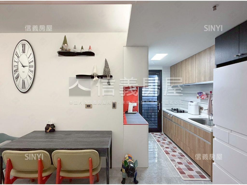 【本月熱推】嵩豐三房平車房屋室內格局與周邊環境