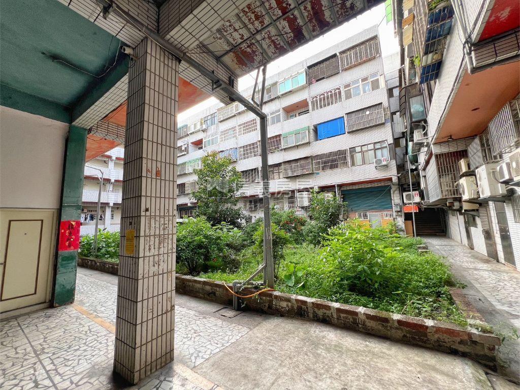 壹佰玖拾萬買中原獨立套房房屋室內格局與周邊環境