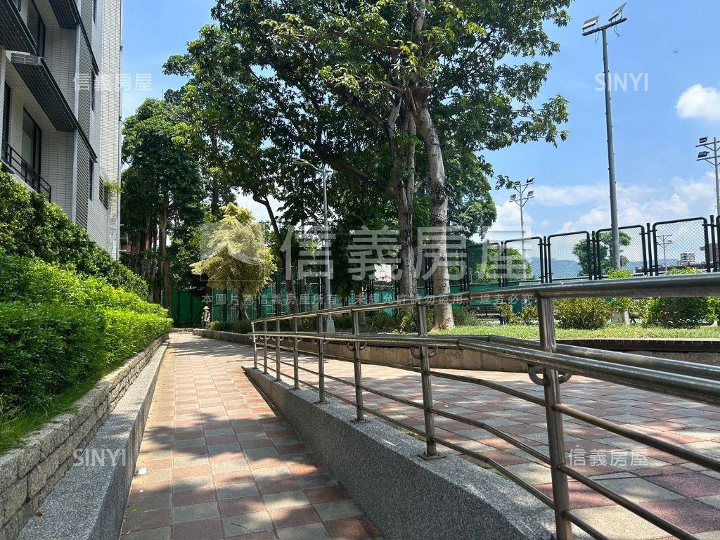 真誠售稀有水調歌面公園房屋室內格局與周邊環境