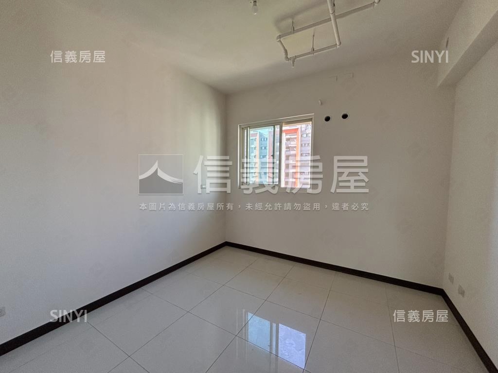 峇里ＶＩＴ景觀四房房屋室內格局與周邊環境