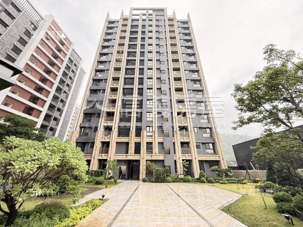 力璞紘日莘－方正２房房屋室內格局與周邊環境