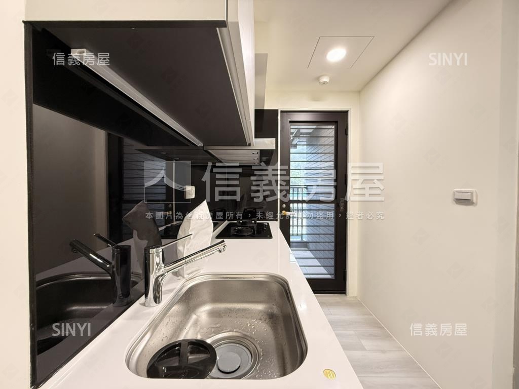 力璞紘日莘－方正２房房屋室內格局與周邊環境