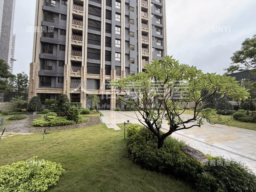 力璞紘日莘－方正２房房屋室內格局與周邊環境