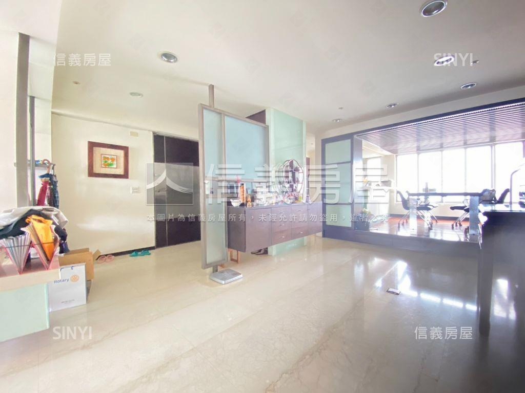 關渡山水河景雙併房屋室內格局與周邊環境