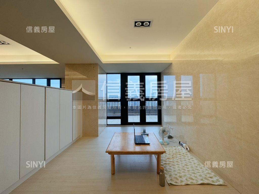 天廈次頂樓露臺無限景觀房屋室內格局與周邊環境