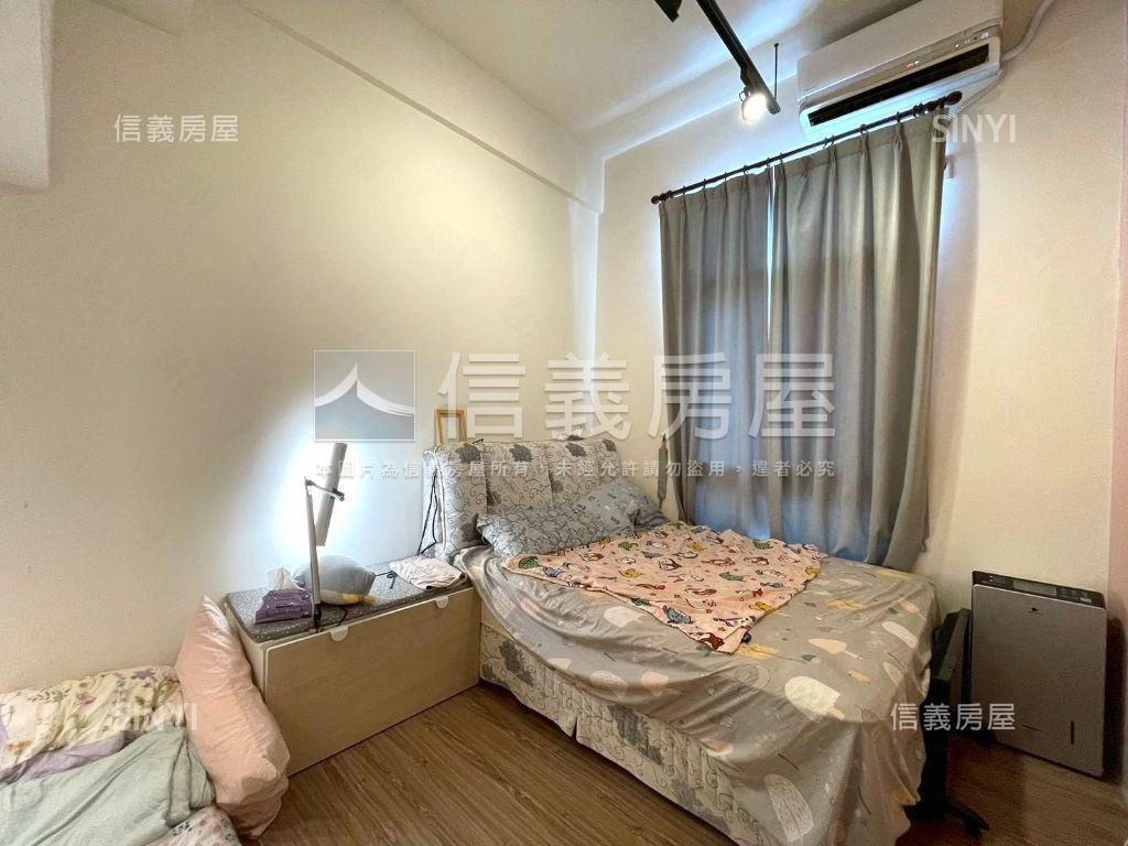 綠園道❤️輕裝潢兩房車位房屋室內格局與周邊環境