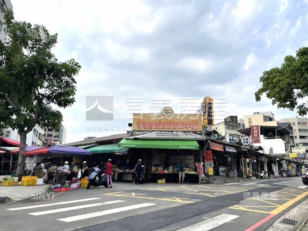 綠園道❤️輕裝潢兩房車位房屋室內格局與周邊環境