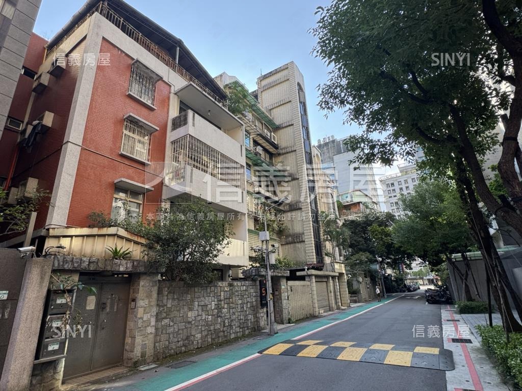 忠孝新生捷運４樓頂加房屋室內格局與周邊環境