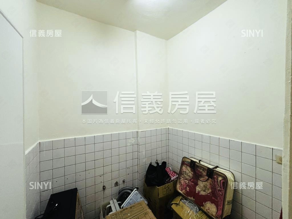 【板橋火車站民權路一樓】房屋室內格局與周邊環境