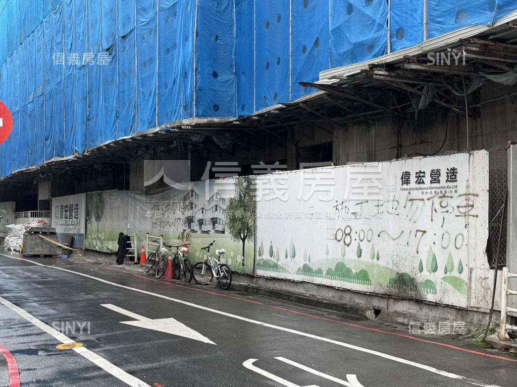 五工二路一樓寬店面房屋室內格局與周邊環境