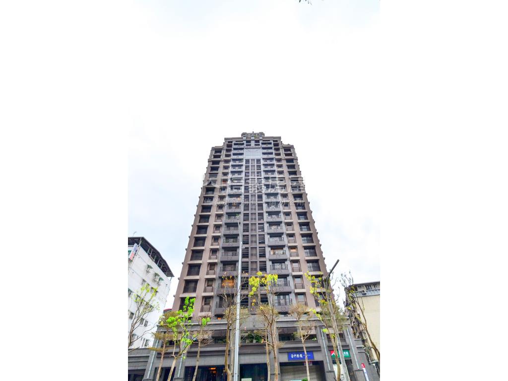 大坪林中興馥捷運角間店面房屋室內格局與周邊環境