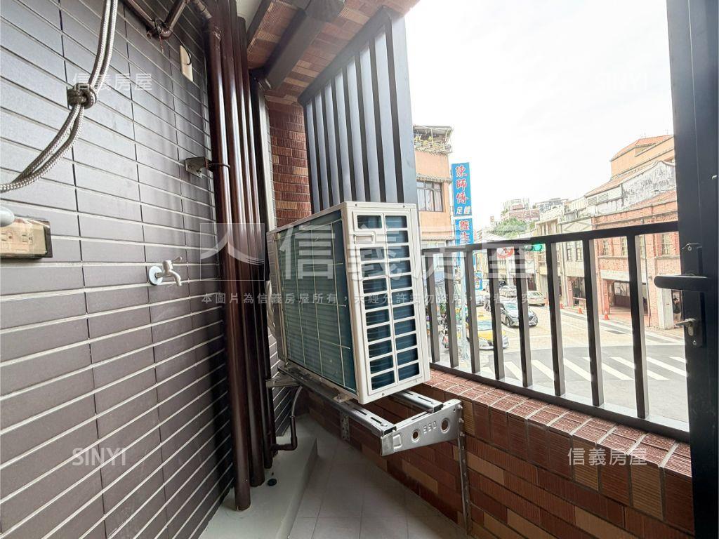 曉南門全新電梯兩房車房屋室內格局與周邊環境