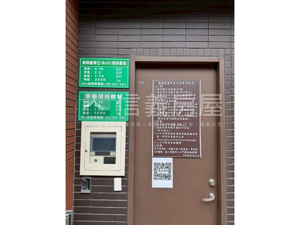 曉南門全新電梯兩房車房屋室內格局與周邊環境