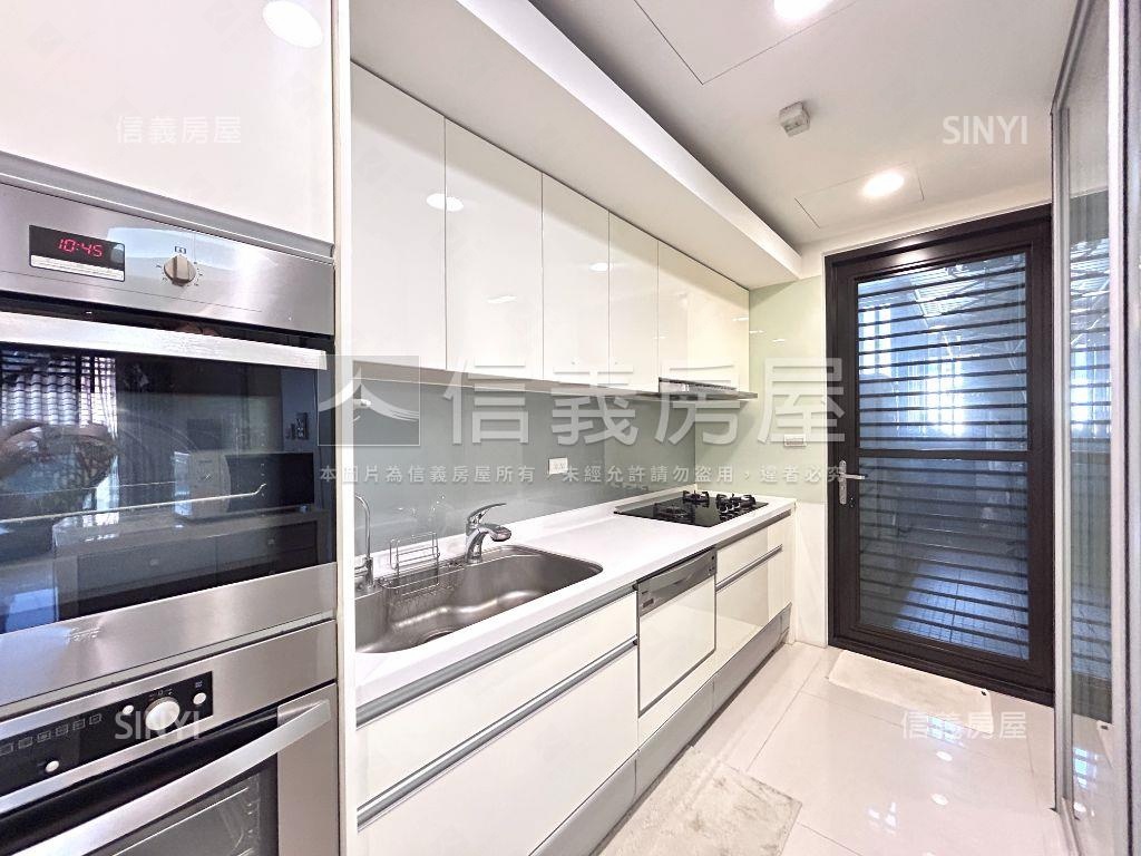 ☆華太建設稀有三房雙平車房屋室內格局與周邊環境