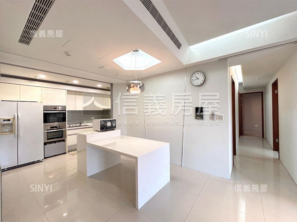 ☆華太建設稀有三房雙平車房屋室內格局與周邊環境