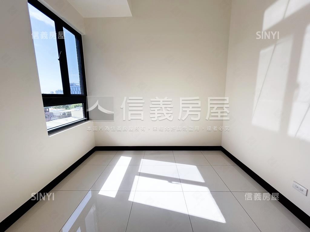福懋⭐校園景觀３房平車房屋室內格局與周邊環境