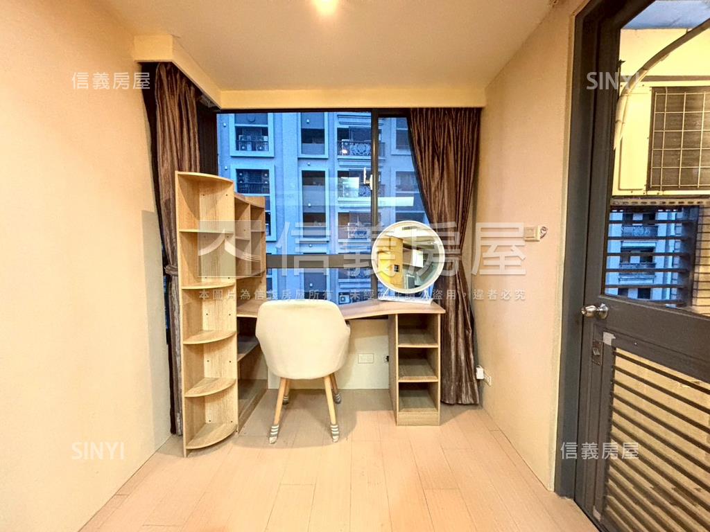 精美康朵稀有釋出房屋室內格局與周邊環境