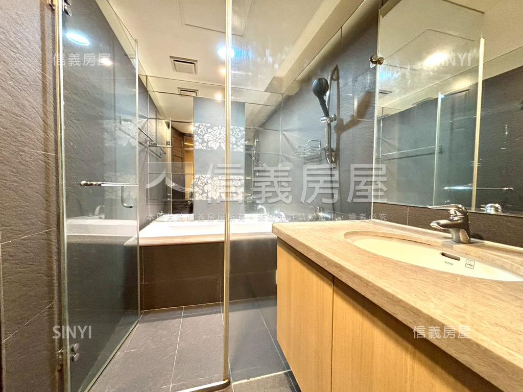 精美康朵稀有釋出房屋室內格局與周邊環境