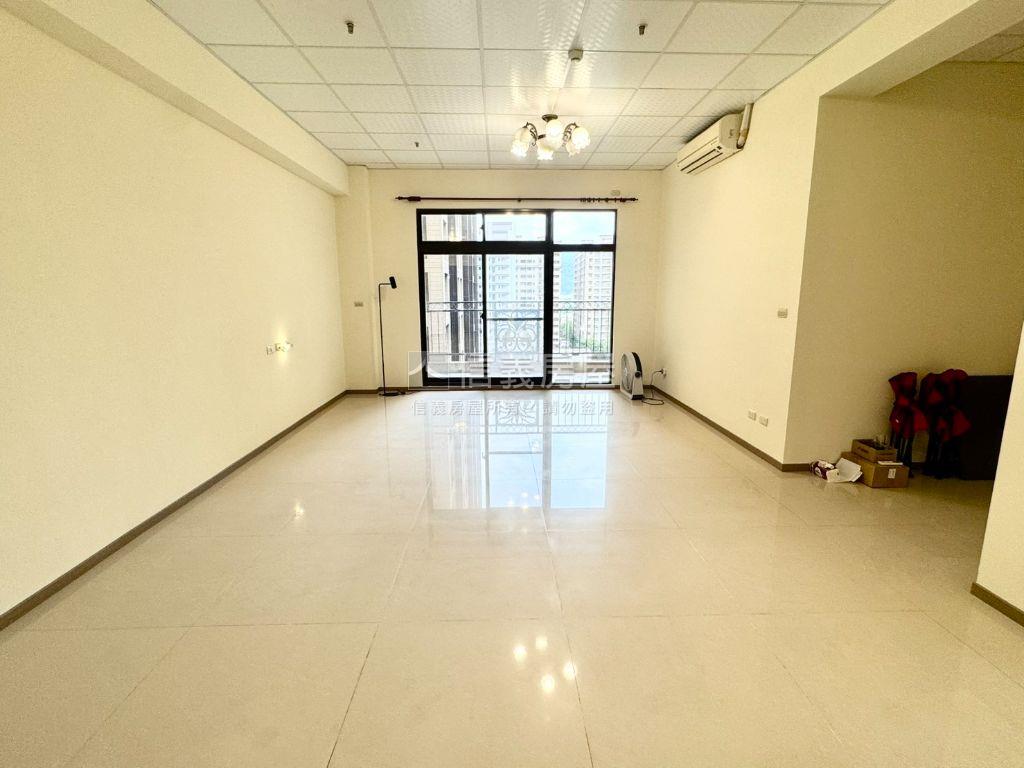 世紀館·稀有釋出景觀四房房屋室內格局與周邊環境