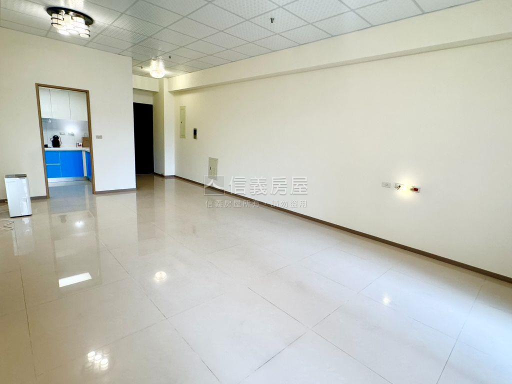 世紀館·稀有釋出景觀四房房屋室內格局與周邊環境