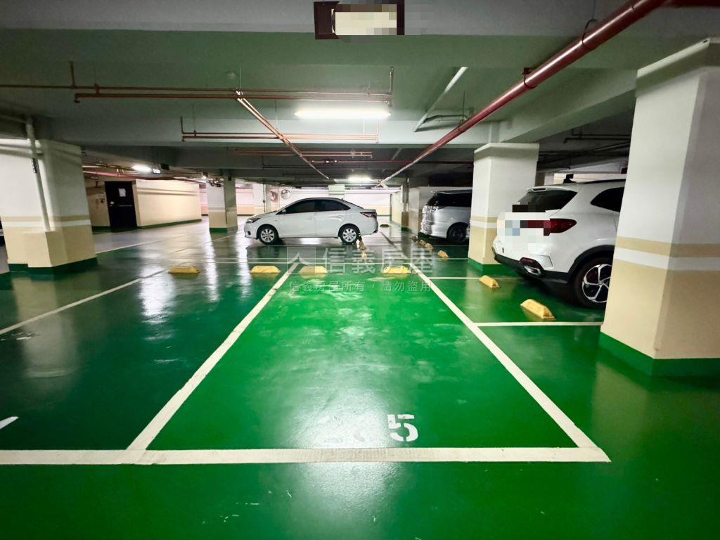 世紀館·稀有釋出景觀四房房屋室內格局與周邊環境
