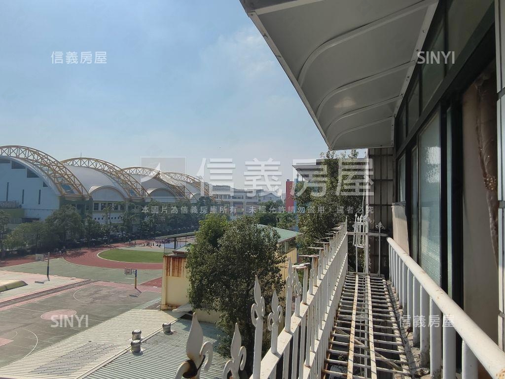 面中正國小邊間採光公寓房屋室內格局與周邊環境