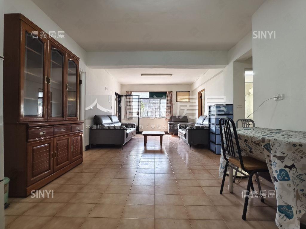 面中正國小邊間採光公寓房屋室內格局與周邊環境