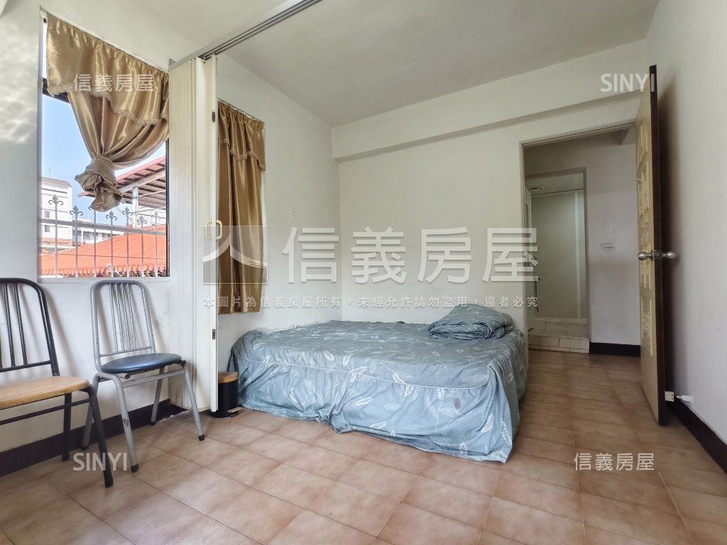 面中正國小邊間採光公寓房屋室內格局與周邊環境