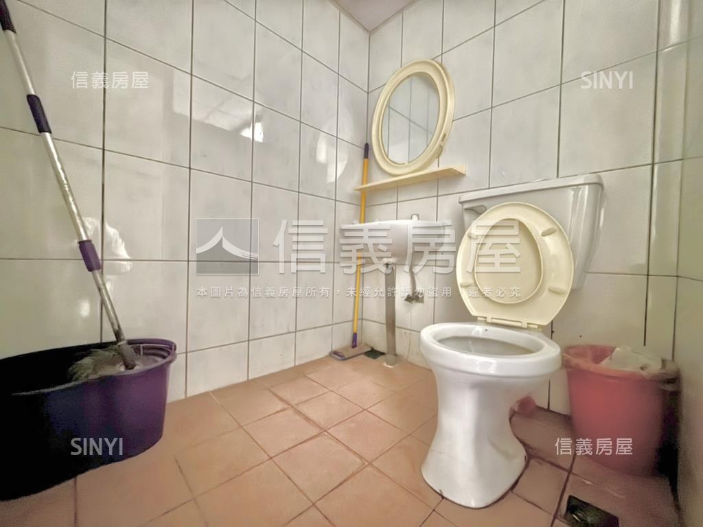 稀有樂華夜市旁金店面房屋室內格局與周邊環境