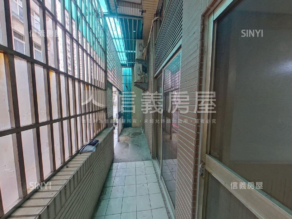 近未來體育園區店住車位房屋室內格局與周邊環境