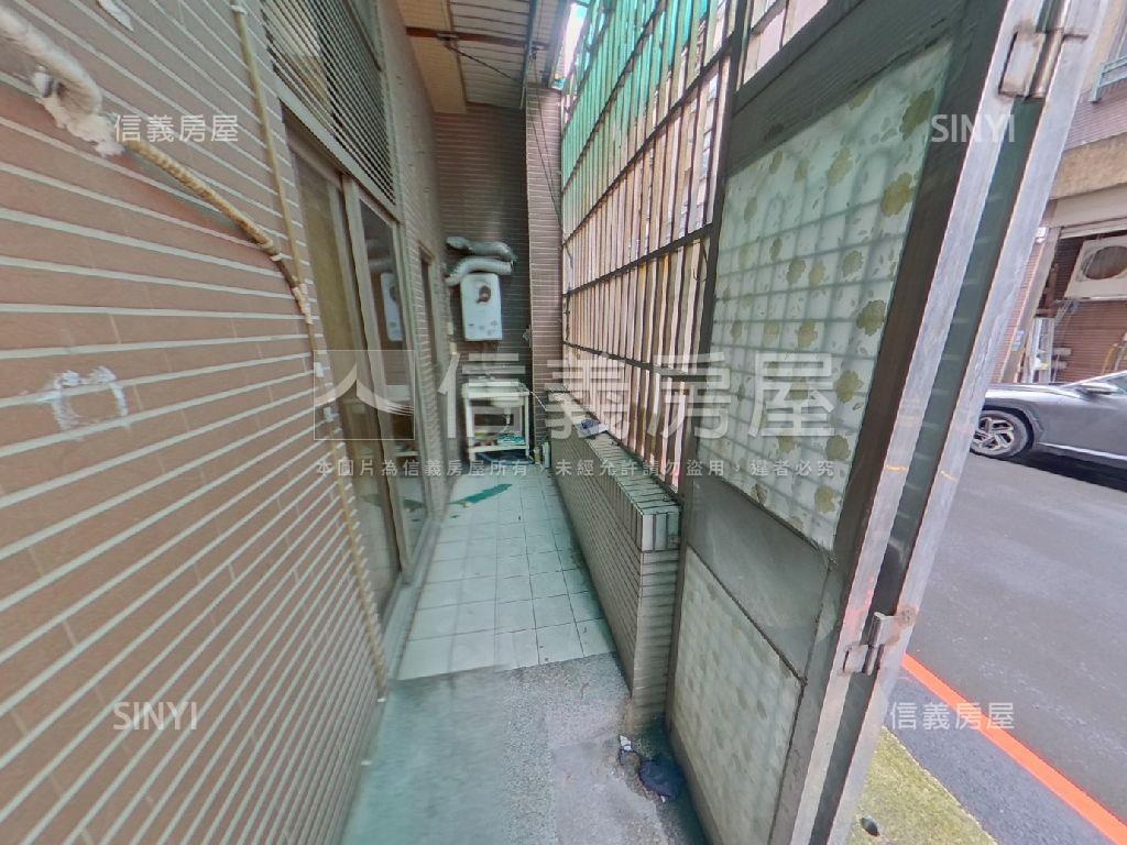 近未來體育園區店住車位房屋室內格局與周邊環境