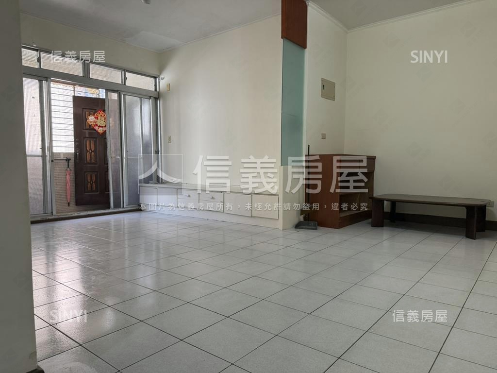 信義象山方正美寓房屋室內格局與周邊環境