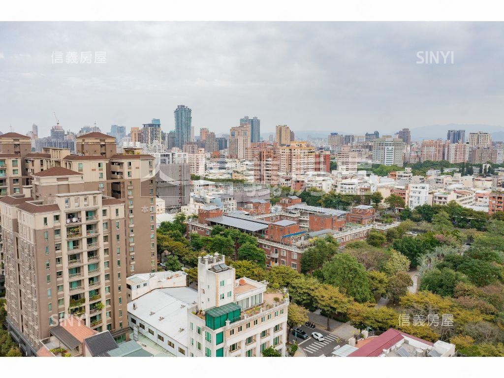 八期近豐富公園朝南角地房屋室內格局與周邊環境