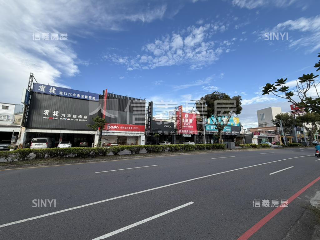 中華西市府面寬金店面房屋室內格局與周邊環境