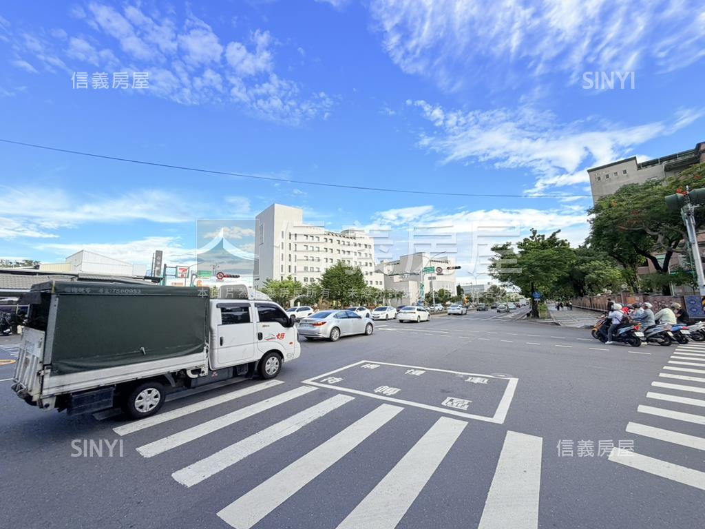 中華西市府面寬金店面房屋室內格局與周邊環境