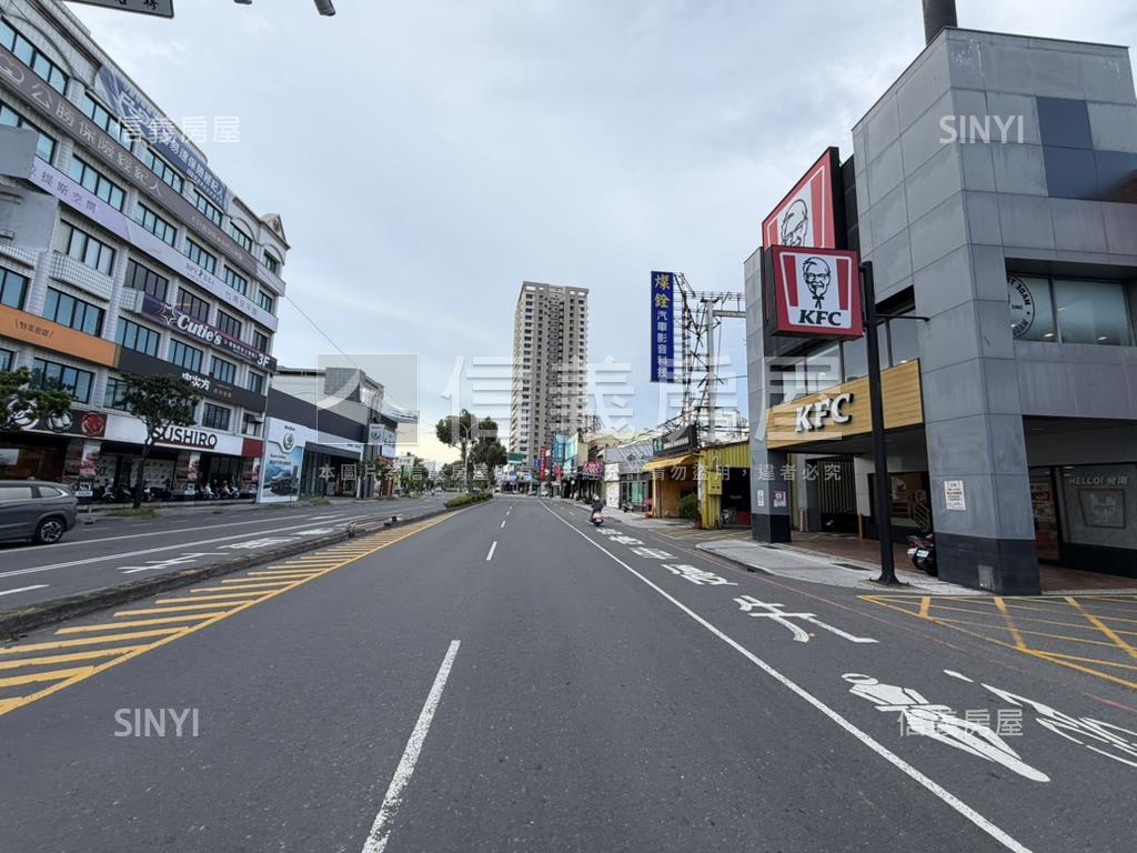 中華西市府面寬金店面房屋室內格局與周邊環境